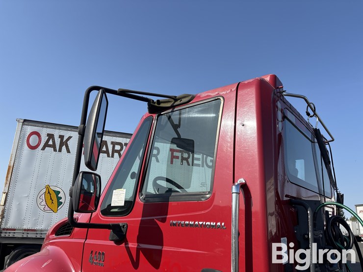 international-durastar-4400-image-11