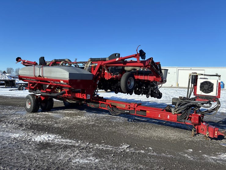 case-ih-1200-image-1