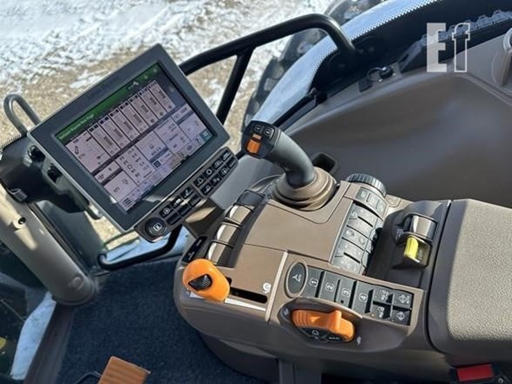 2023-john-deere-6r-155-image-57