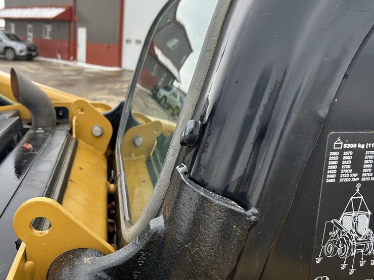 caterpillar-262d-image-35