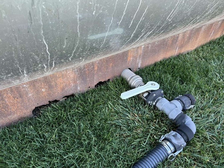 stainless-2500-gal-tank-image-4