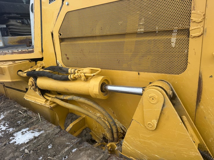 caterpillar-d5g-lgp-image-25