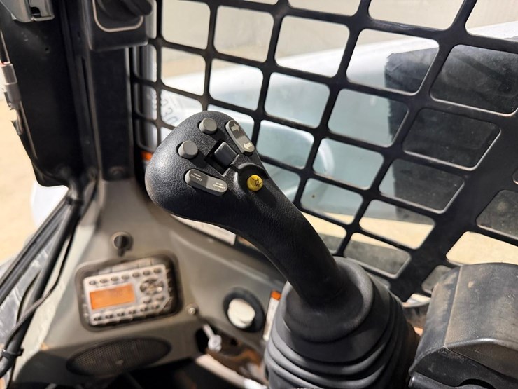 bobcat-t595-image-27