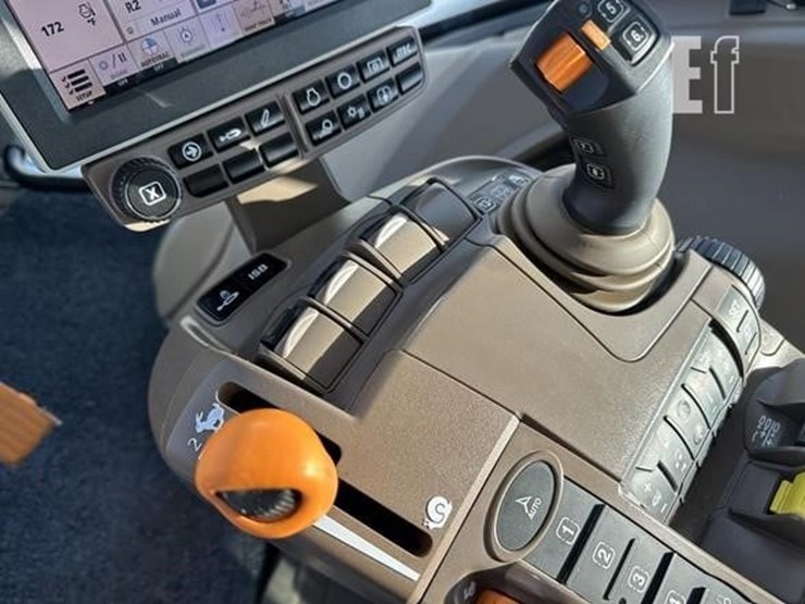 2023-john-deere-6r-155-image-69