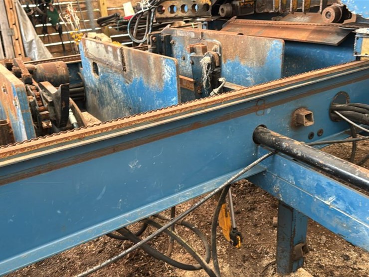 #166-•-2012-baker-dominator-stationary-bandmill-image-21