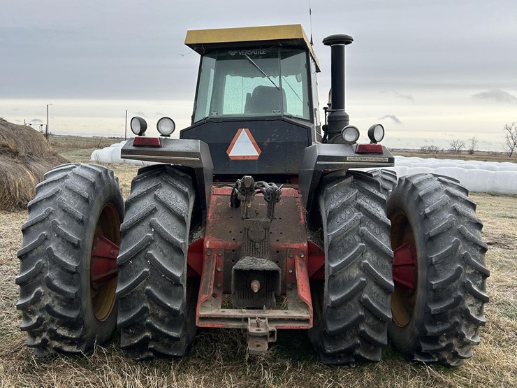 1985-versatile-856-image-4