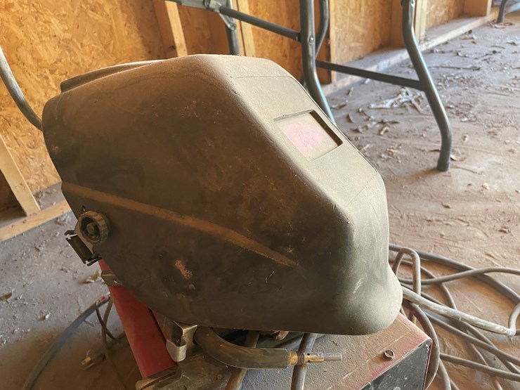 #3682-•-lincoln-electric-weld-pak125hd-with-helmet-image-11