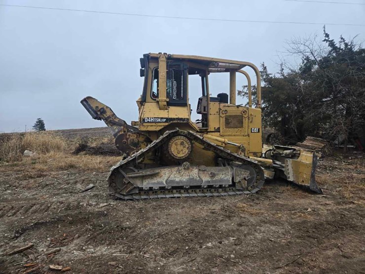 caterpillar-d4h-tsk-image-4