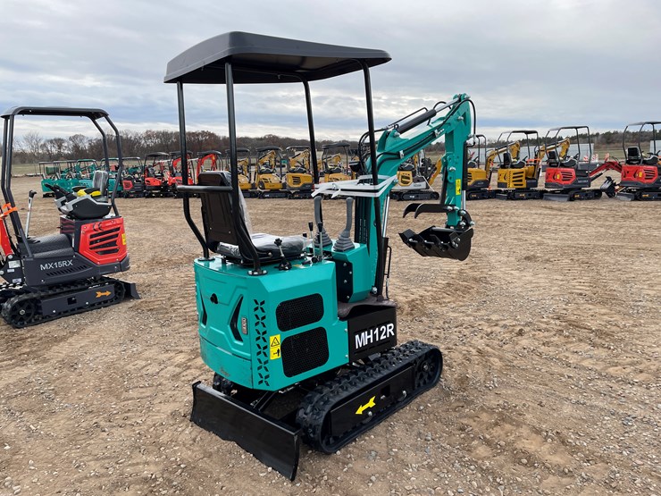 #9223-•-2025-unused-cfg-mini-excavator-image-3