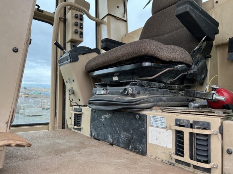 2006-caterpillar-160h-image-51