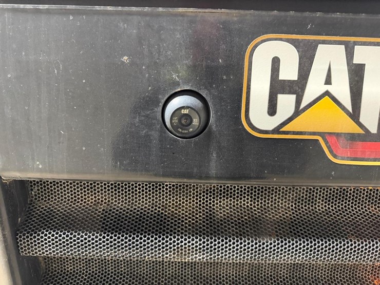 2020-caterpillar-272d3-image-14