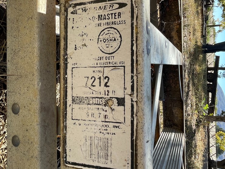 #3666-•-12'-ladder-image-3