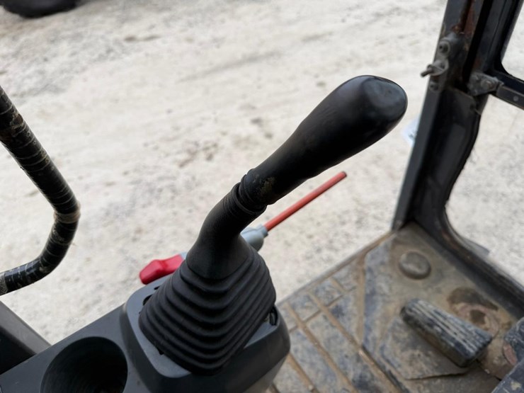 komatsu-pc70-image-28