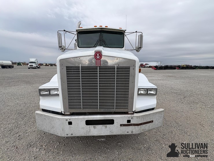 kenworth-t800-image-2