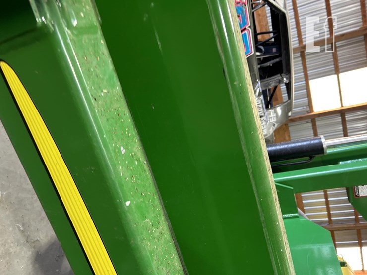 2014-john-deere-db60-image-22