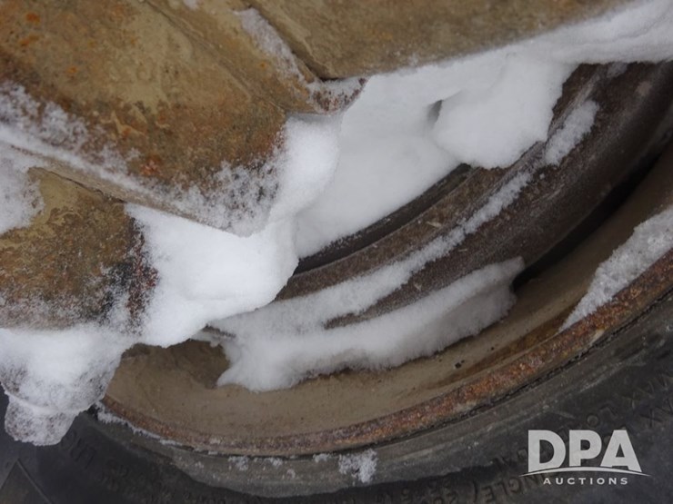 1994-freightliner-fld120-image-56