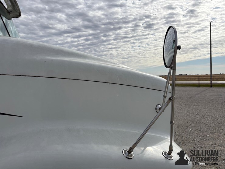 2006-international-9400i-t/a-sleeper-truck-tractor-image-16