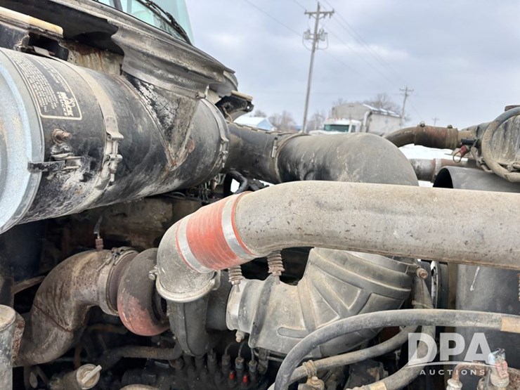 1994-mack-ch613-image-34