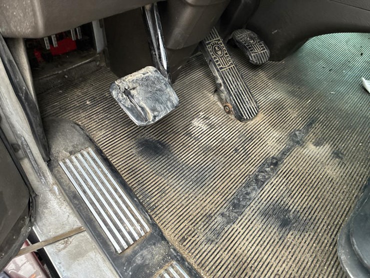 kenworth-t800-image-77