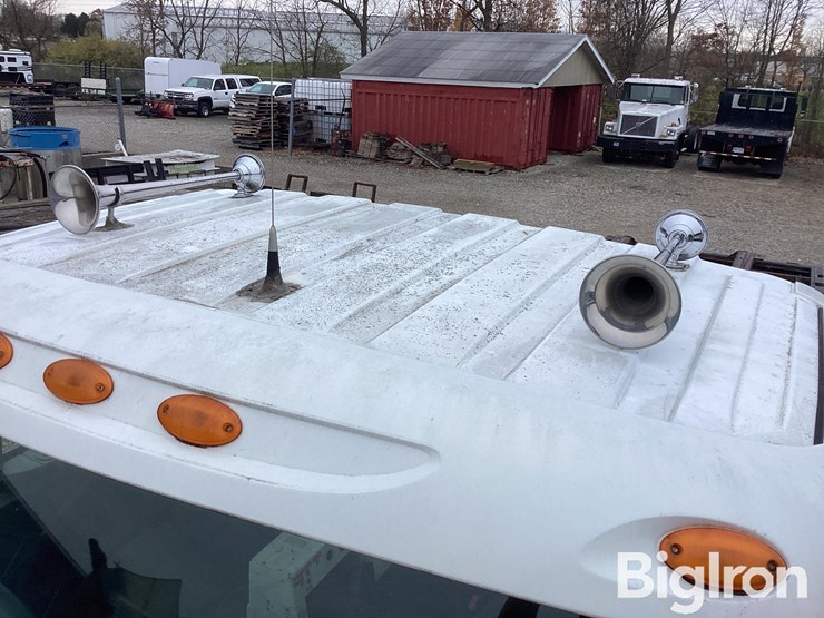 international-8-image-9