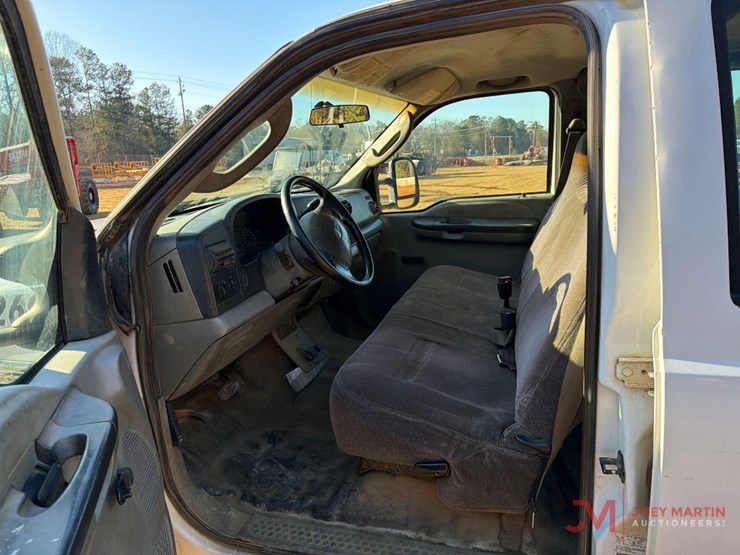 ford-f250-xl-image-16