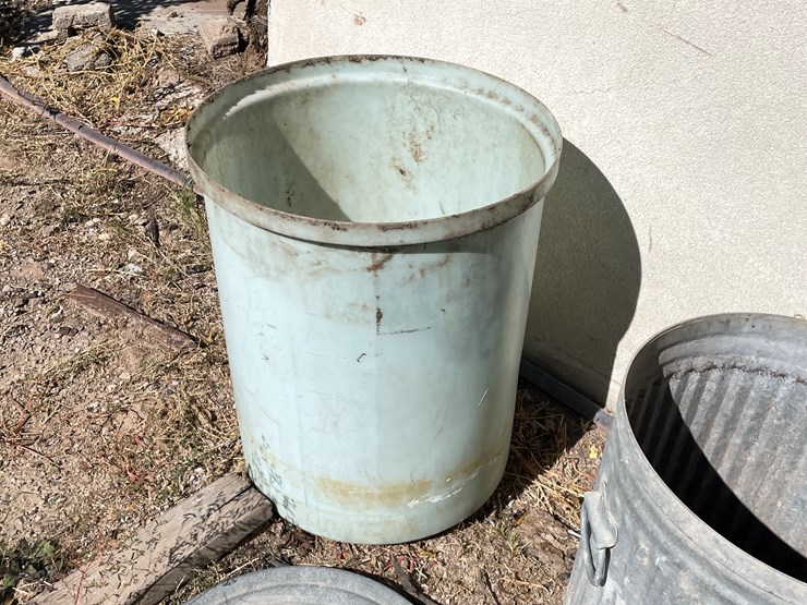 #3667-•-lot-of-(2)-trash-cans-image-5