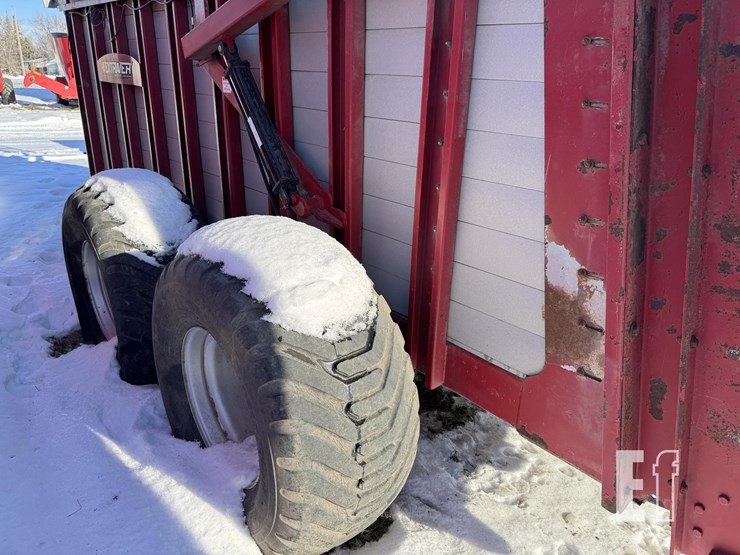 hagedorn-hydra-spread-extravert-5440-image-19