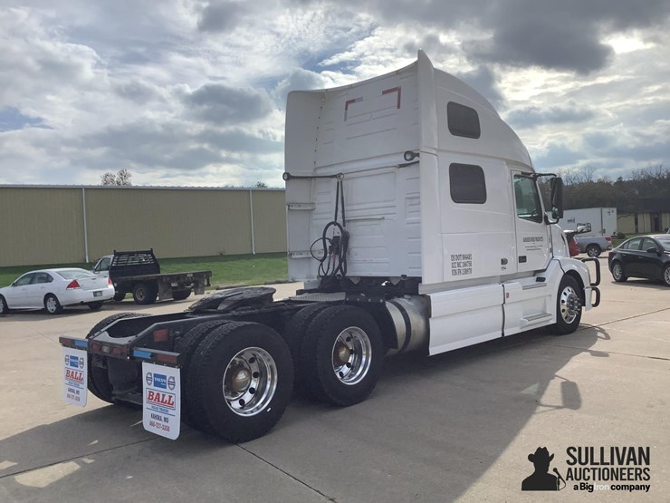 2015-volvo-vnl-t/a-truck-tractor-image-5