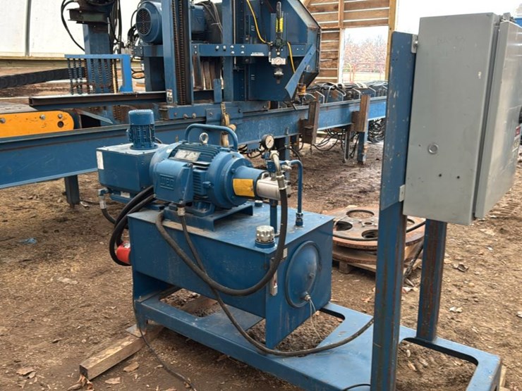 #166-•-2012-baker-dominator-stationary-bandmill-image-48