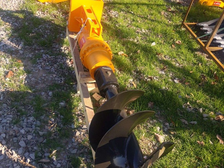 caterpillar-303-image-2