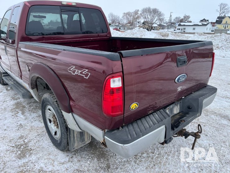 ford-f250-xlt-image-32