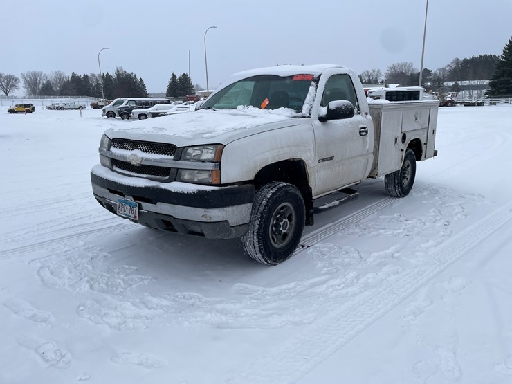#1163-•-2003-chevrolet-service-truck-(has-mn-title)-image-1