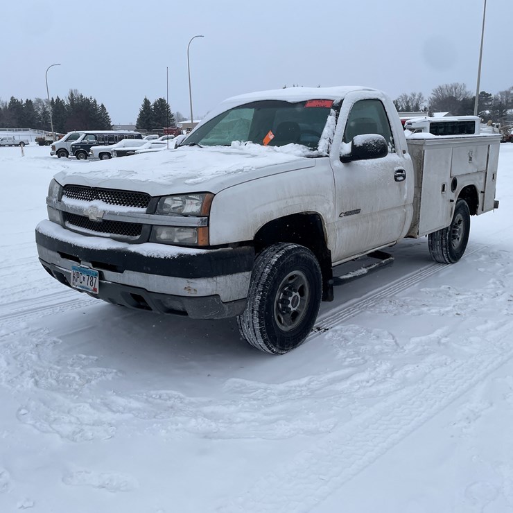 #1163 • 2003 Chevrolet Service Truck (Has MN Title)