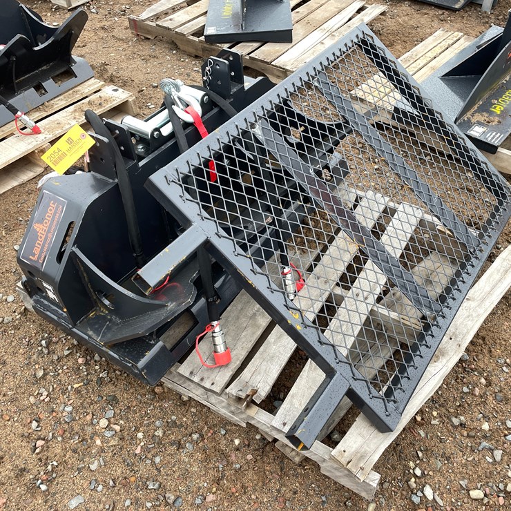 #2054 • Unused 2025 Landhonor Hydraulic Winch