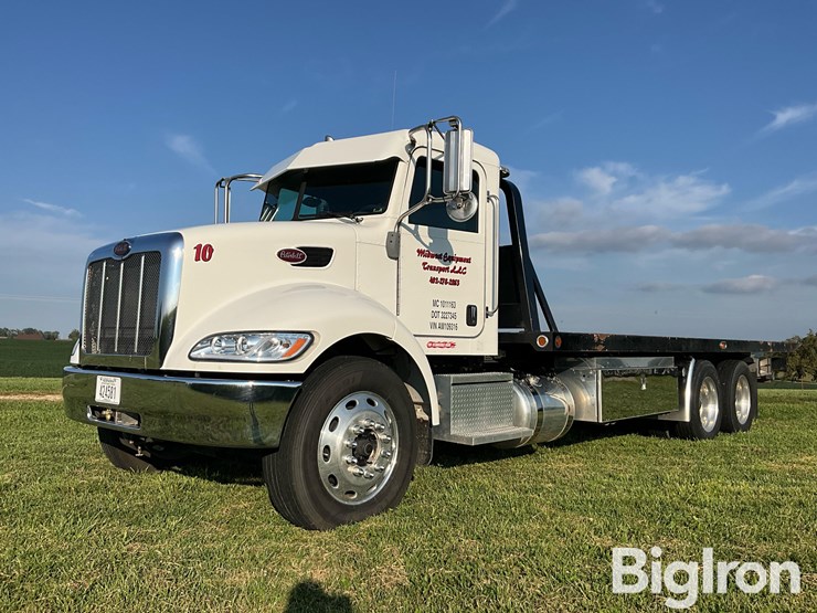 peterbilt-348-image-1