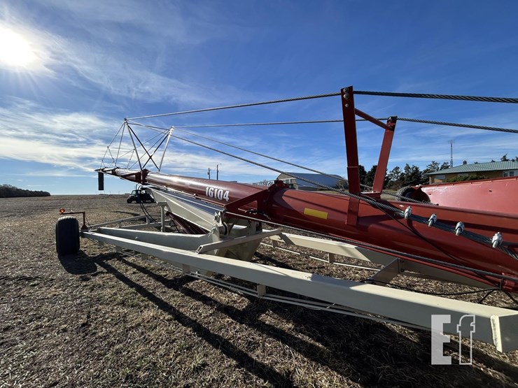 buhler-farm-king-16104-image-22