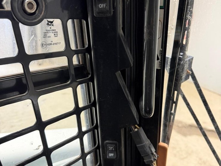 bobcat-t595-image-24