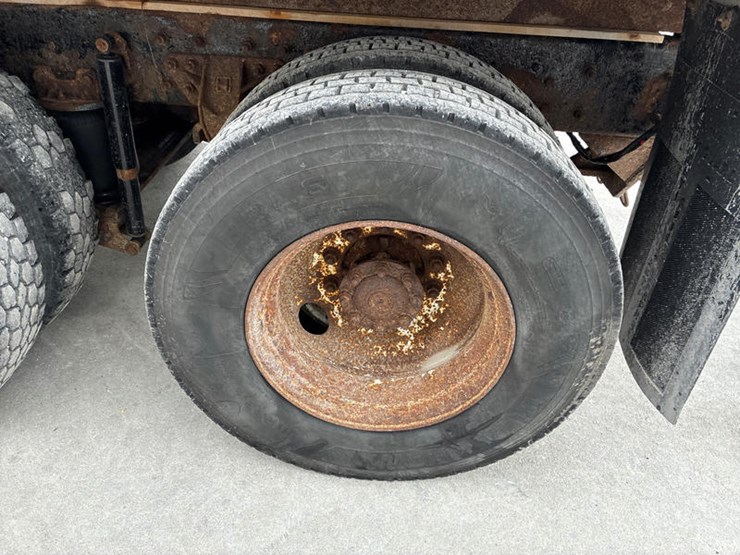 case-ih-7400-image-52