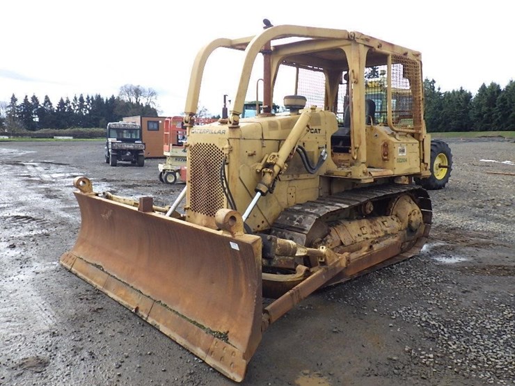 caterpillar-d4e-image-1