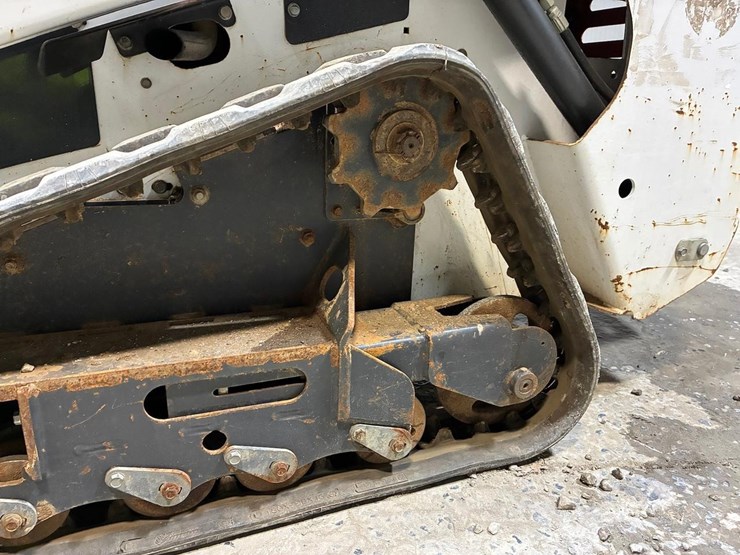 bobcat-mt85-image-15