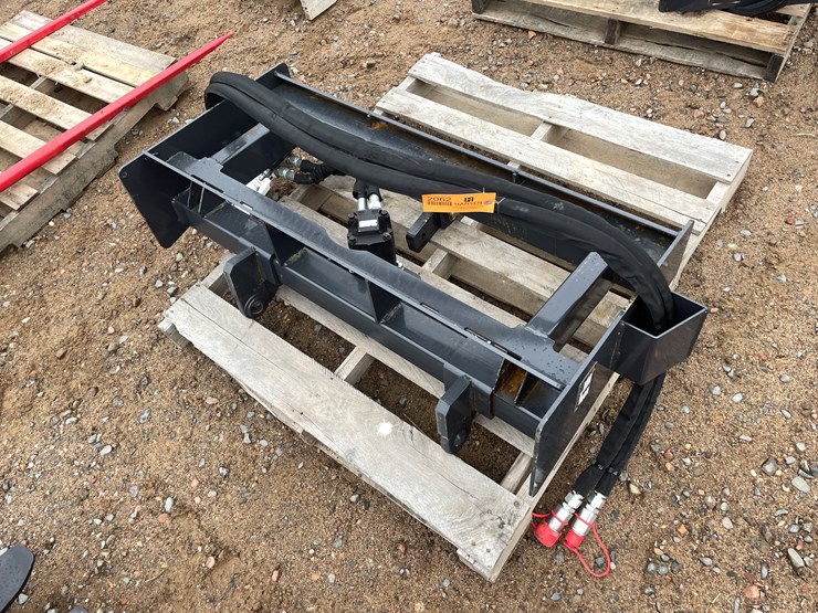 #2062-•-unused-2025-landhonor-skid-steer-3-point-hitch-adapter-attachment-image-2