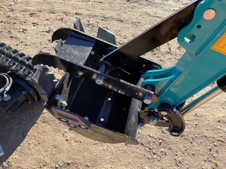 #9261-•-unused-2025-cfg-mini-excavator-image-5