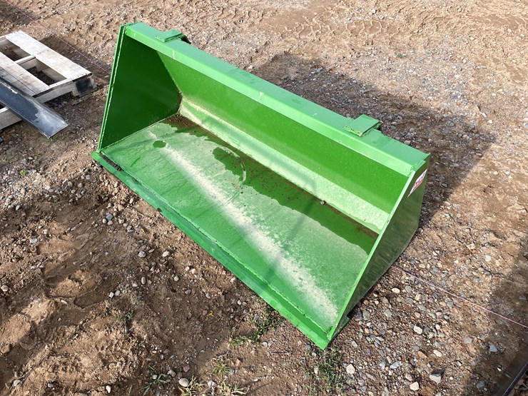 #2013-•-kivel-bucket-attachment-image-2