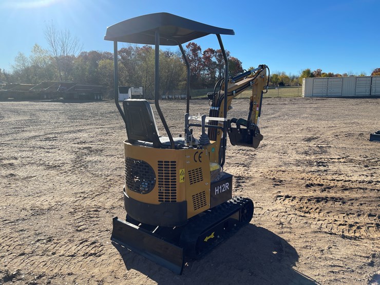 #9265-•-unused-2025-cfg-mini-excavator-image-3