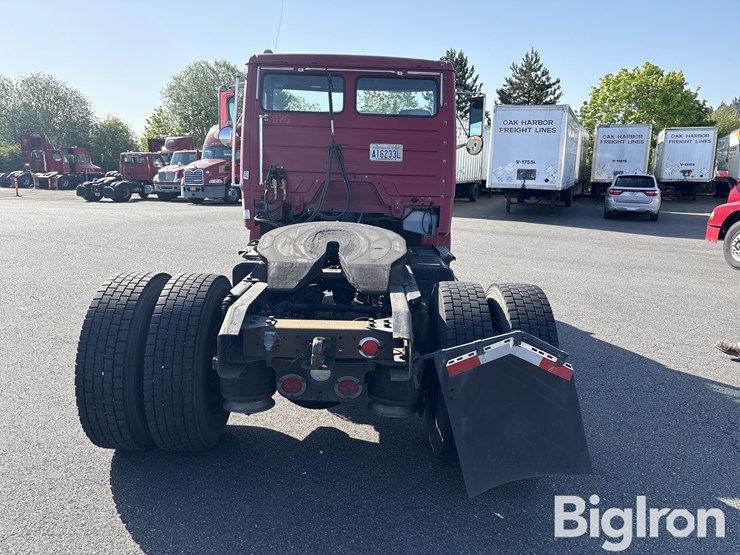 freightliner-fl70-image-6