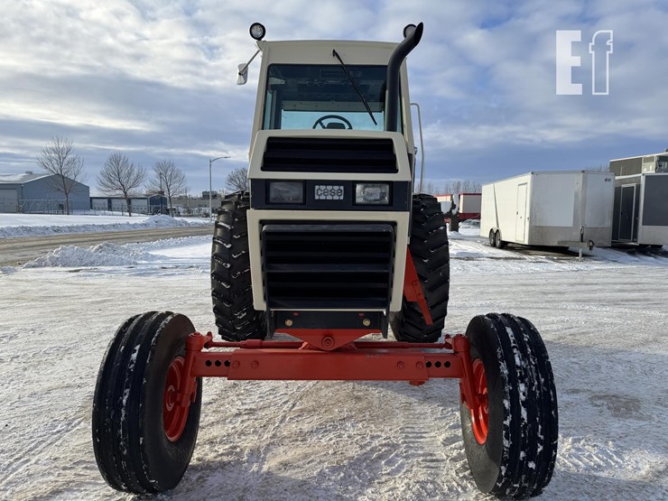 j-i-case-2290-image-21