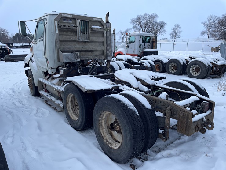 ford-tractor-image-2