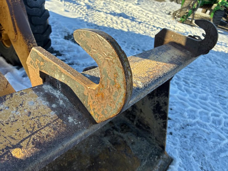 john-deere-310d-image-12