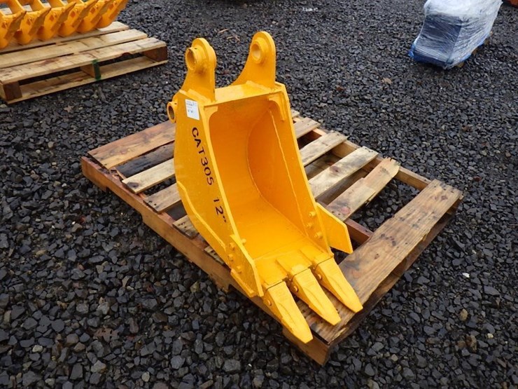 caterpillar-305-image-4