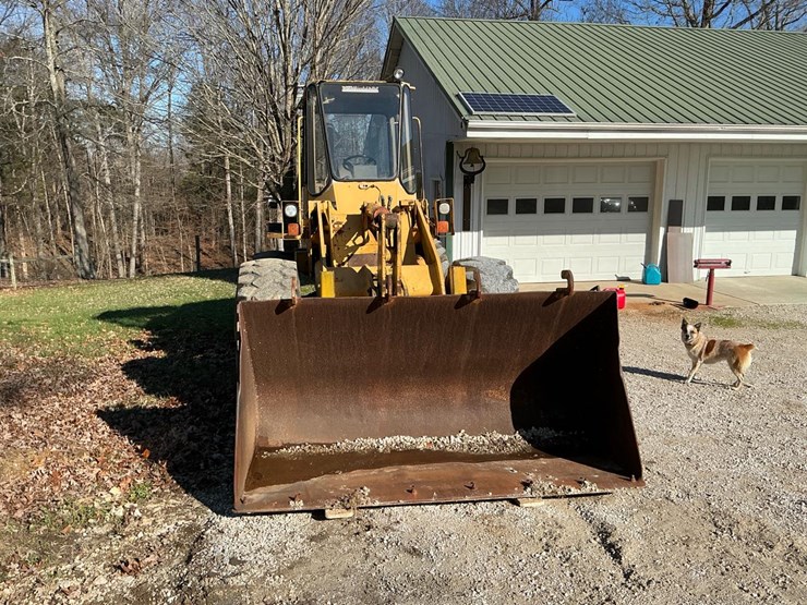 1989-deere-444e-image-5